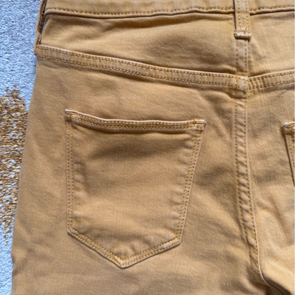Universal Thread Mustard Yellow Skinny Jeans size 0 - Picture 9 of 10